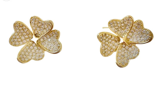Chrystal flower stud earrings