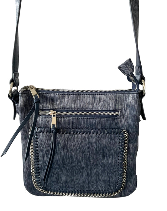 Metallic woven crossbody bag by Sondra Roberts