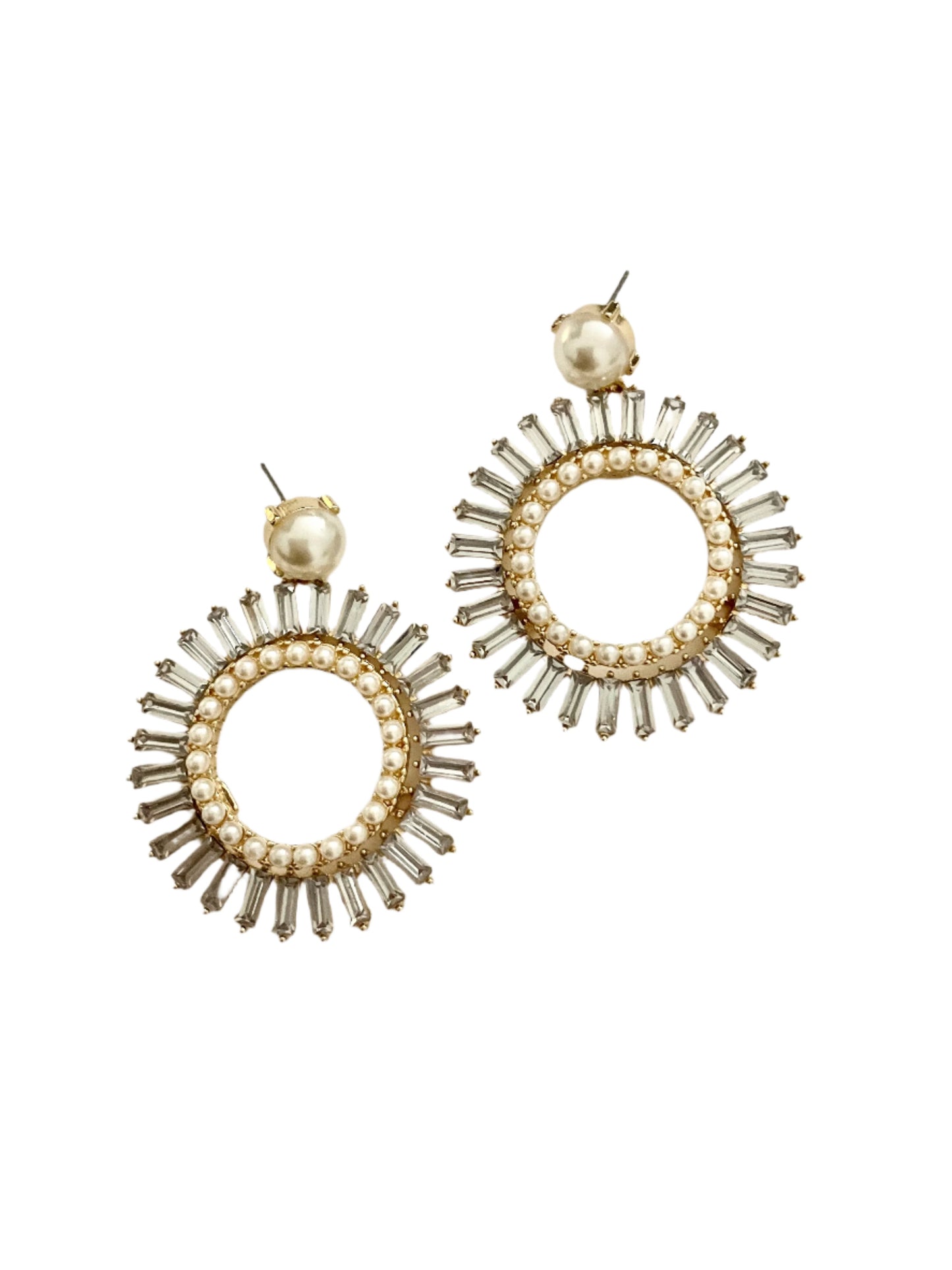 Resin pearl statement earring