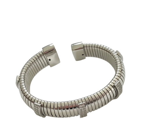 Cobra bar Cuff bracelet