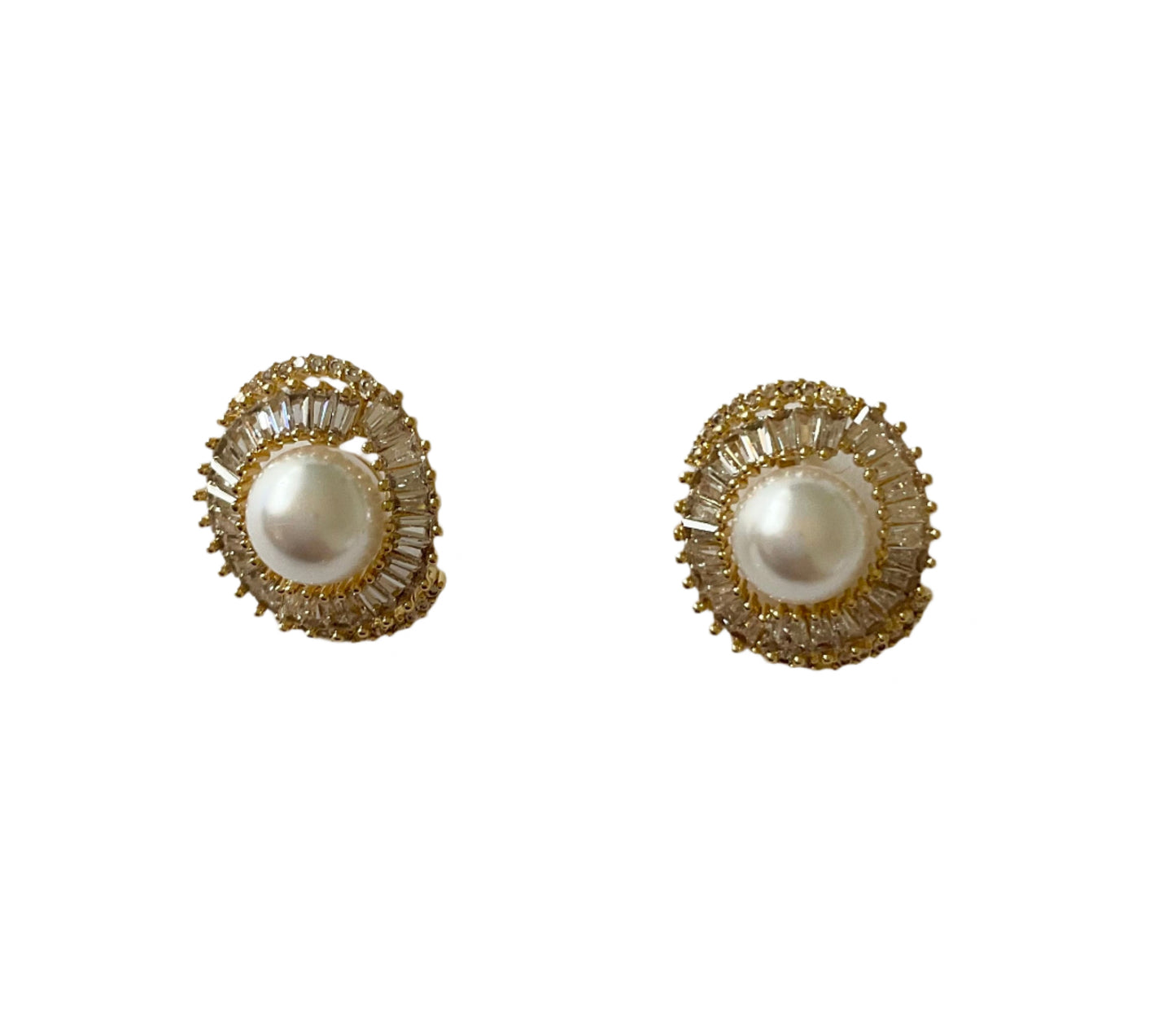 Pearl & Crystal Stud Earrings
