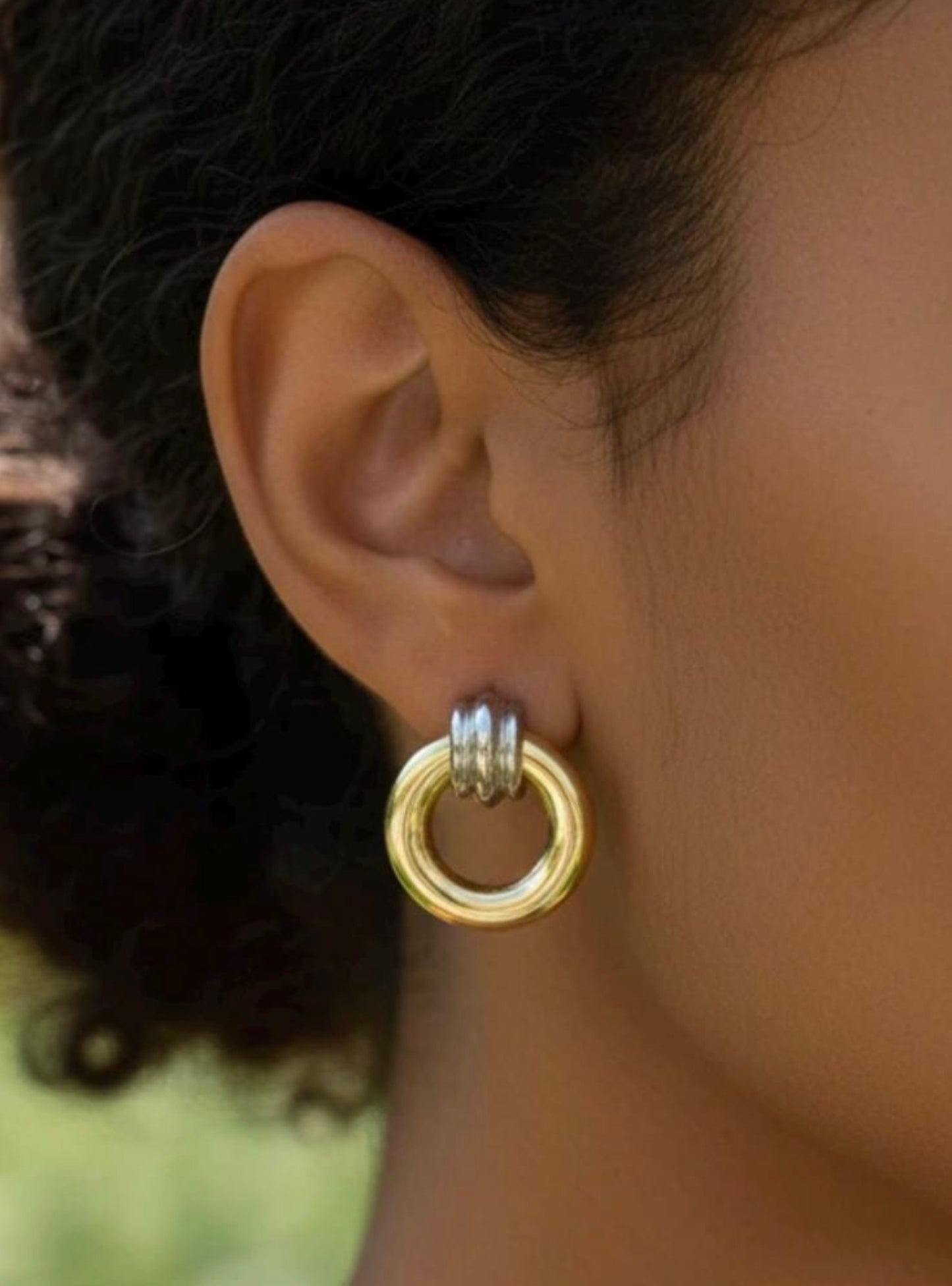 Two Tone Metal Circle Earrings