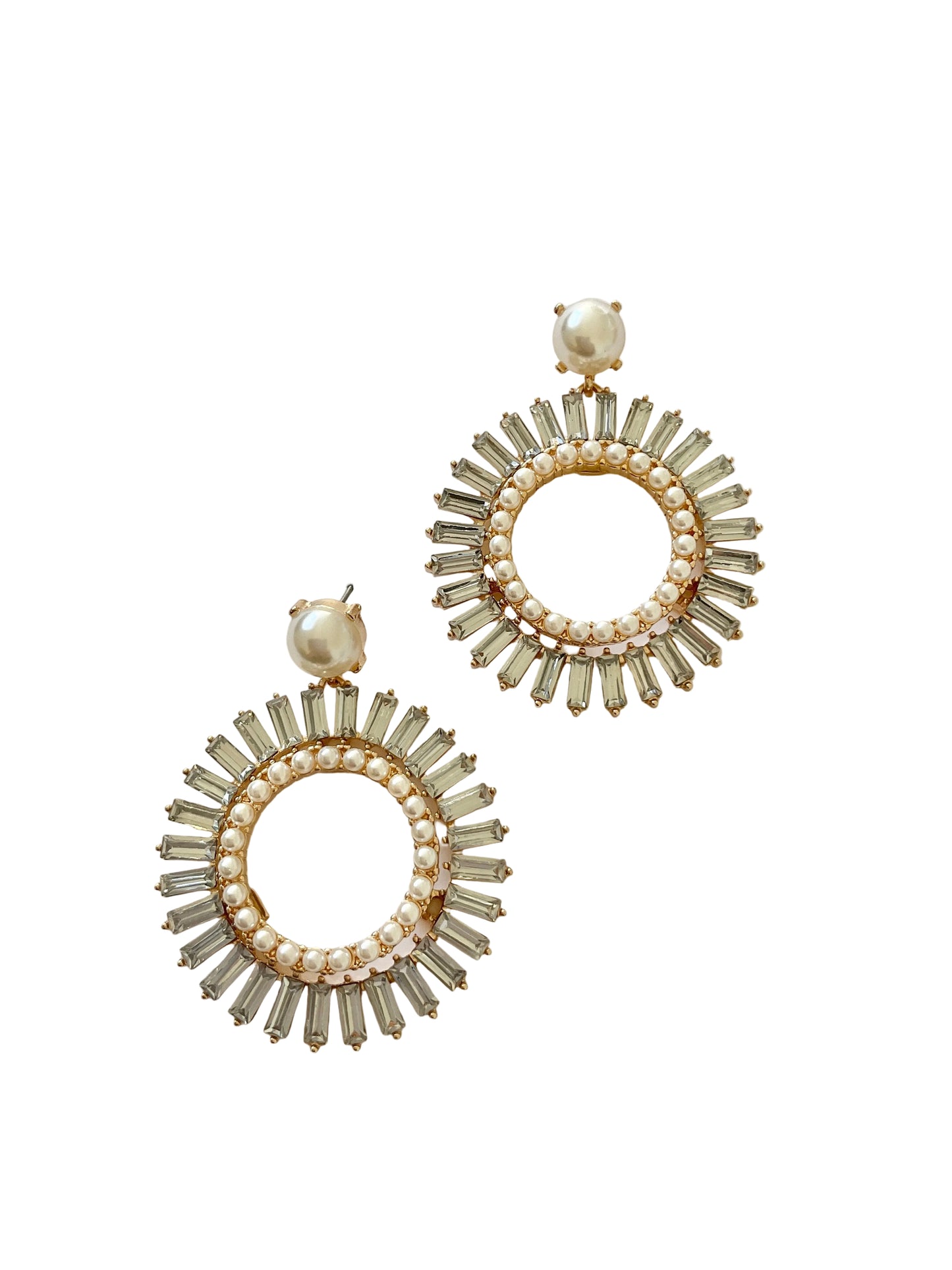 Resin pearl statement earring